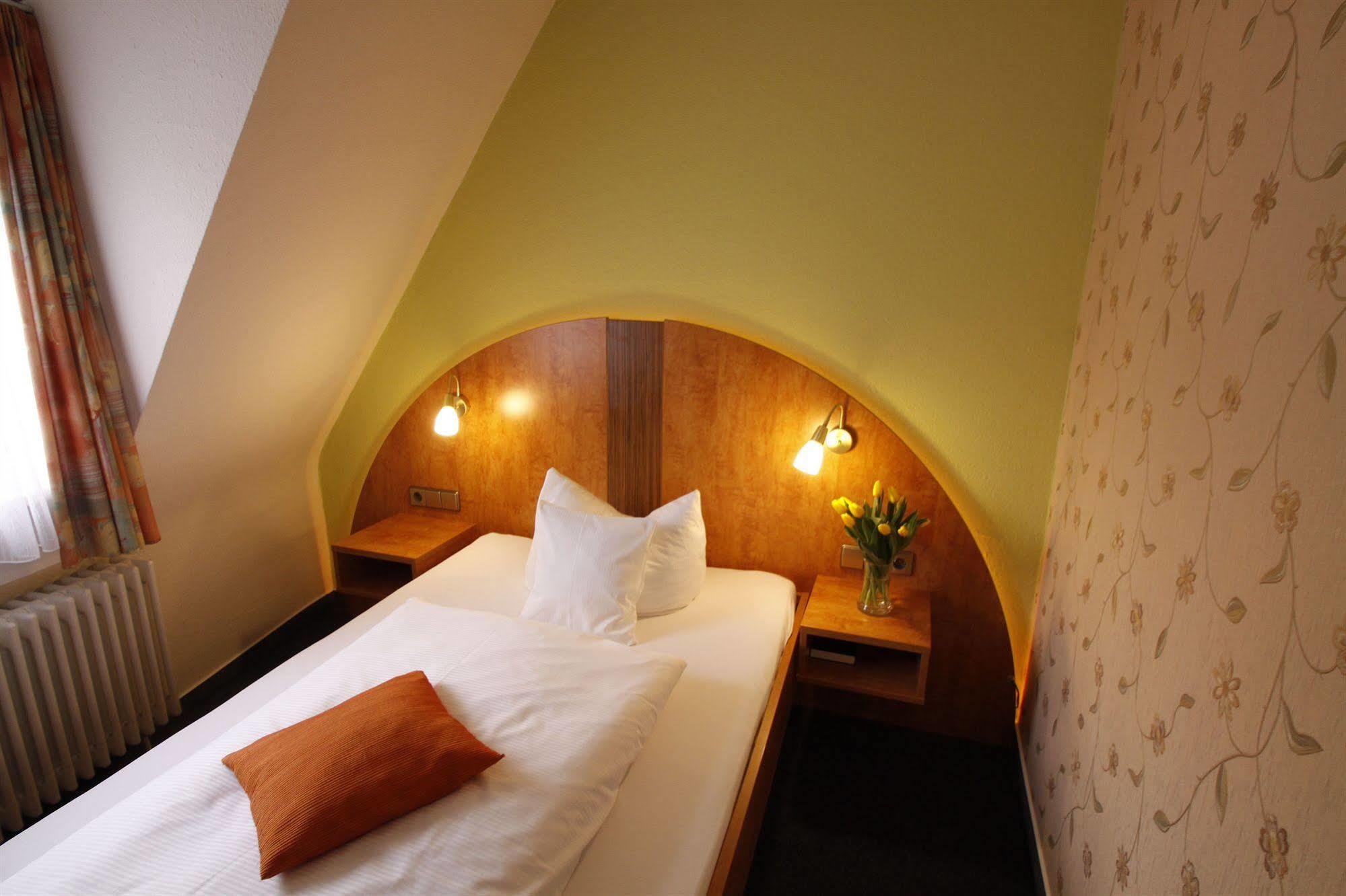 Barbara Hotel 3*